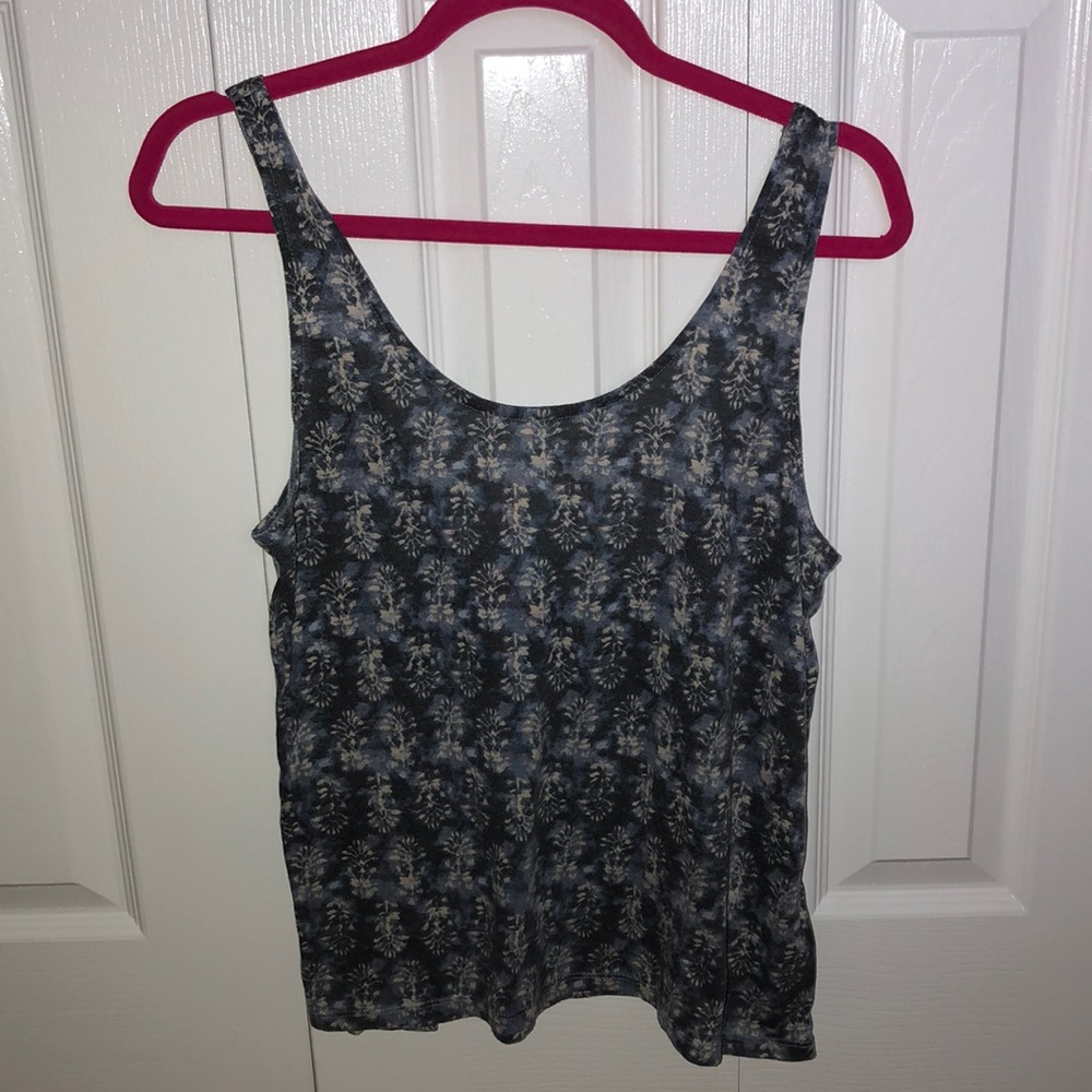 URBAN OUTFITTERS BLUE TOP
